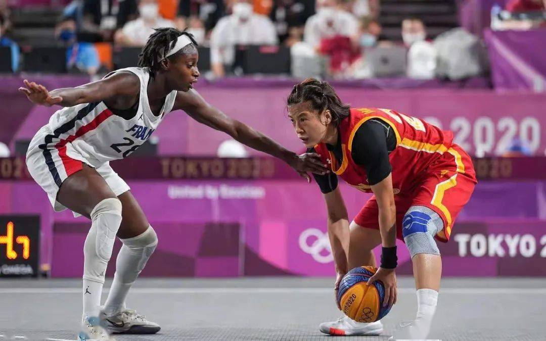 为什么棒球场没有统一的大小限制各地球场的差异解析