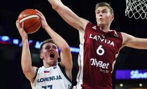 2换1重磅交易达成！三方共赢一方失利，特雷杨未来充满变数