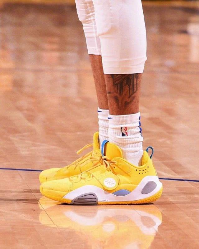 中超-刘若钒梅开二度 上海海港主场战胜云南玉昆