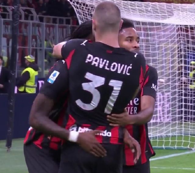 乐天桃猿王牌投手费南德兹包揽 2025 年 CPBL 常规赛与台湾大赛双料 MVP