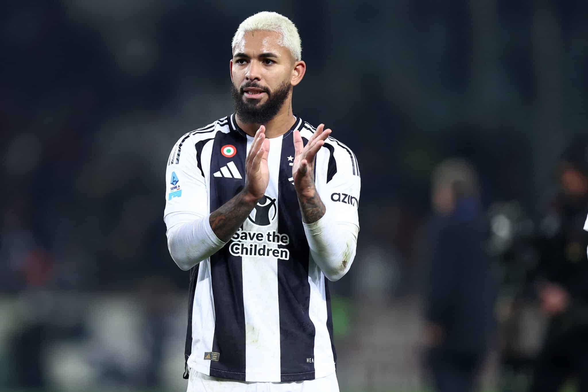 夺冠功臣！莱奥轰入21球，成鹿岛近17年来首位日职联金靴