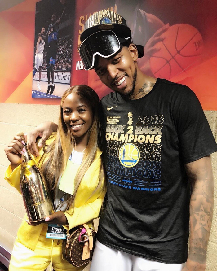 记者：阿莫林组建新的领导小组，包括B费、马奎尔、利马等人