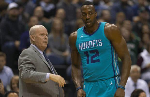 发布仅4个小时后，梅西造访诺坎普社媒动态点赞已突破1000万