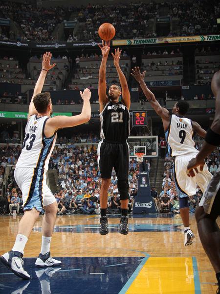 哈哈哈哈哈 登哥这球笑死个人😆