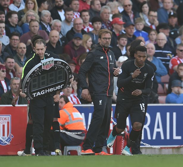 奇闻揭秘：巴西球星自掏腰包加盟中超，为追逐梦想付出数十万代价