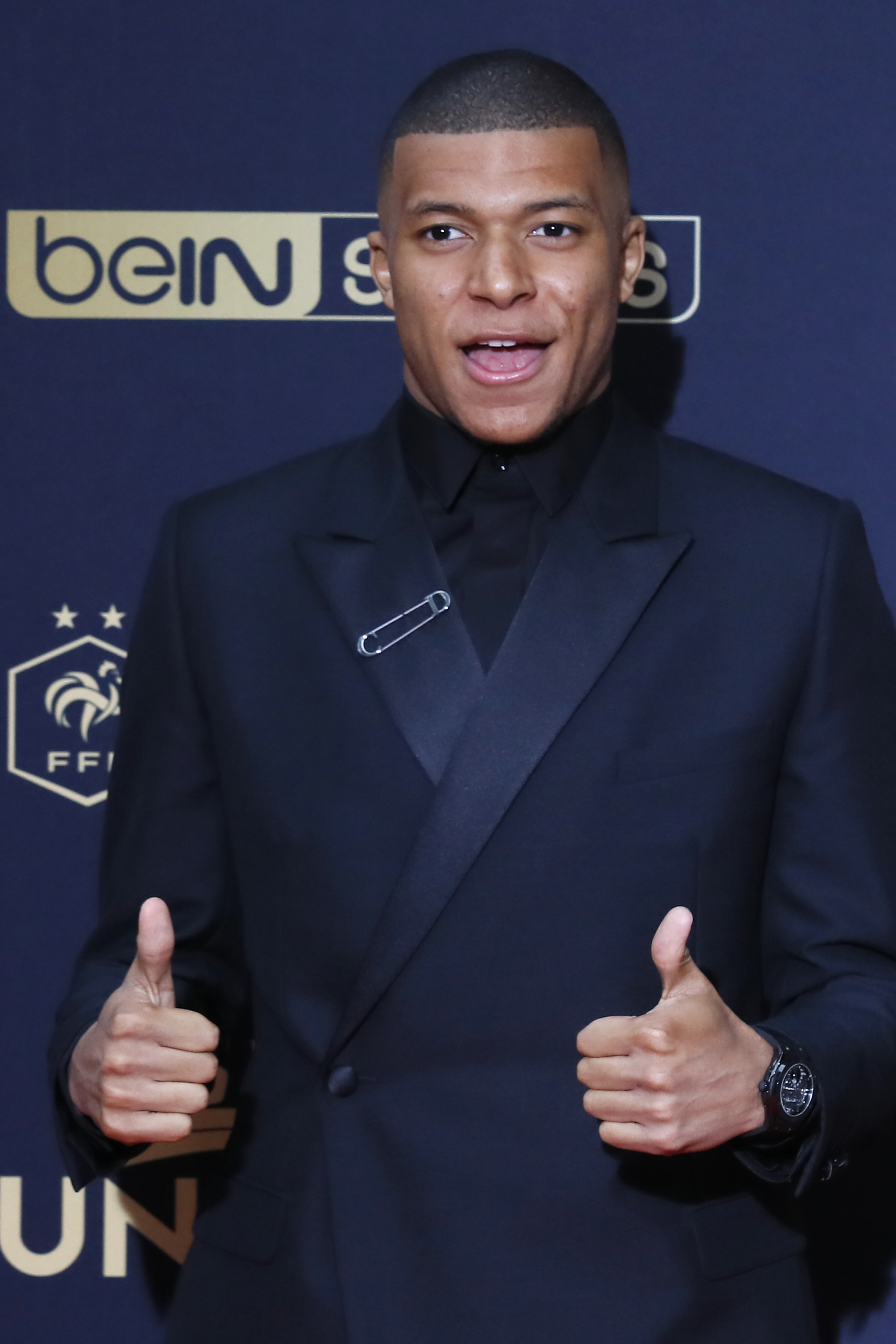 曼联冬窗首签浮现！9000万求购德甲边锋