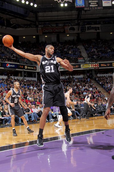 意天空：圣地亚哥尚未恢复完整合练，大概率会缺席米兰德比